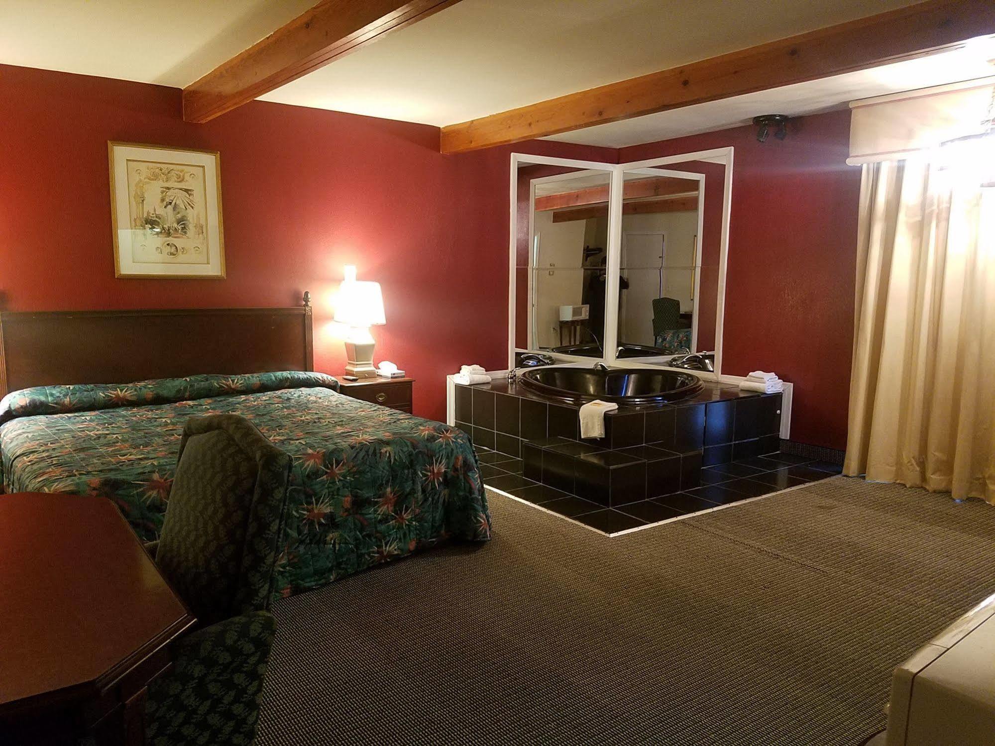 Maplehurst Motel Tunkhannock Kültér fotó