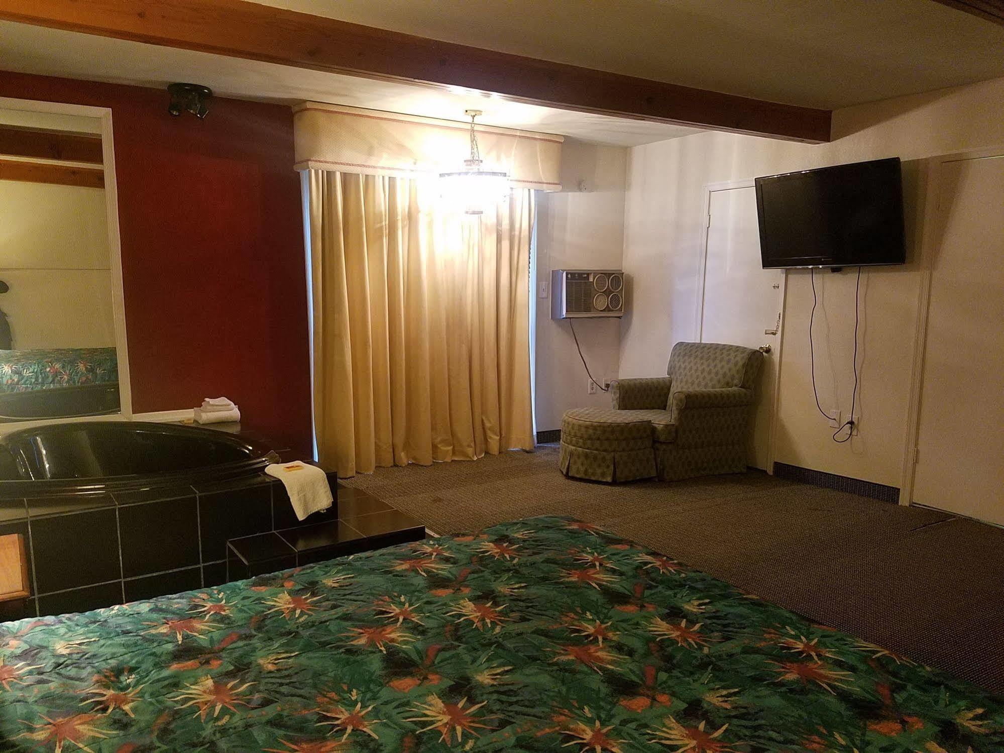 Maplehurst Motel Tunkhannock Kültér fotó